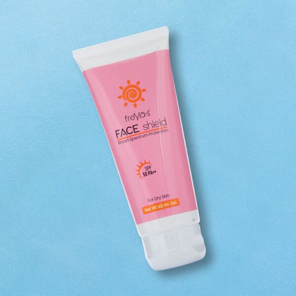 Freyias Face Shield SPF50PA++ Dry Skin