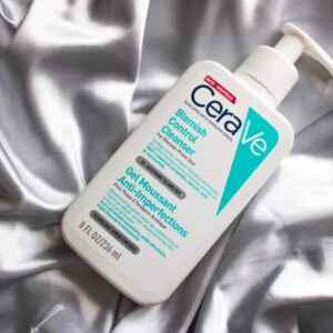 CeraVe - Blemish Control Cleanser - For Blemish-Prone Skin - 236 ml ( Made in France )