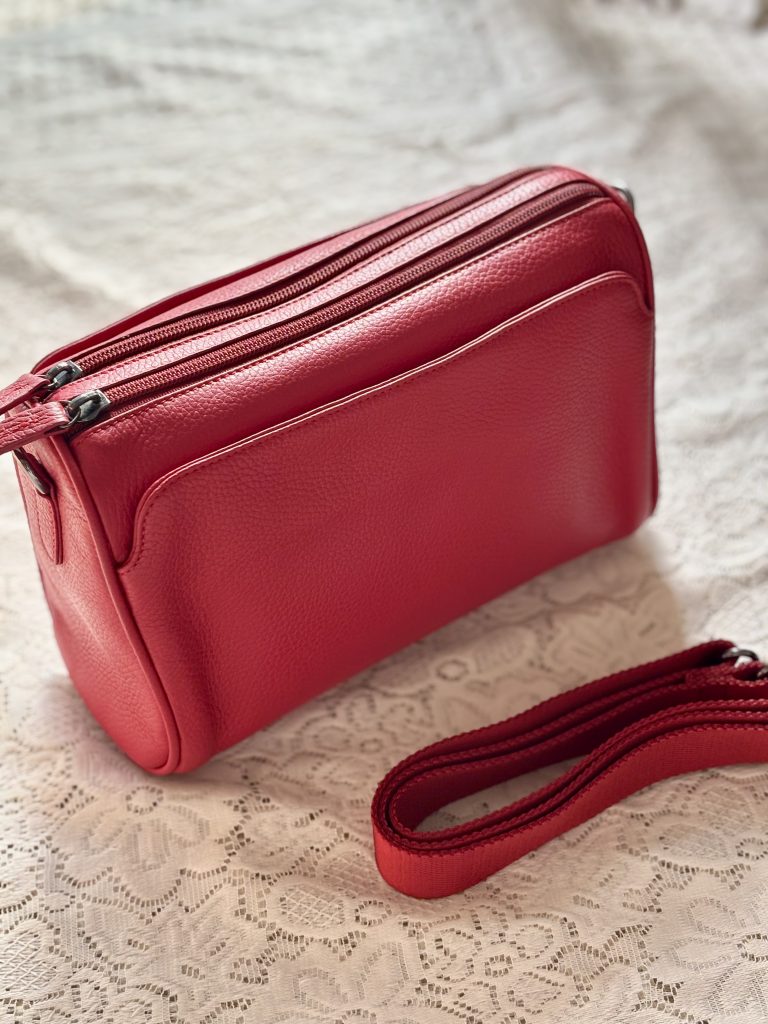 Luxe Carry Ladies Bag